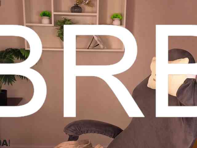 Lilith-Wholshh webcam