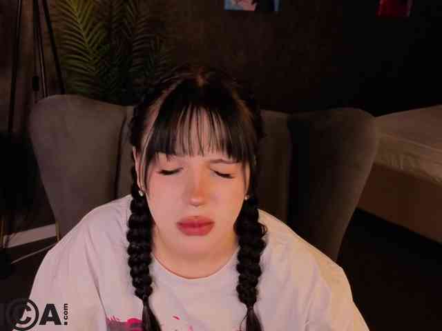 Lilith-Wholshh webcam