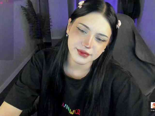 Lilith-Wholshh webcam