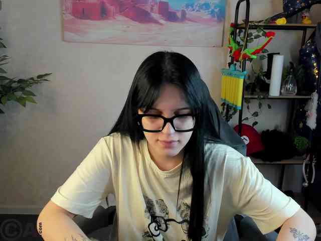 Lilith-Wholshh webcam