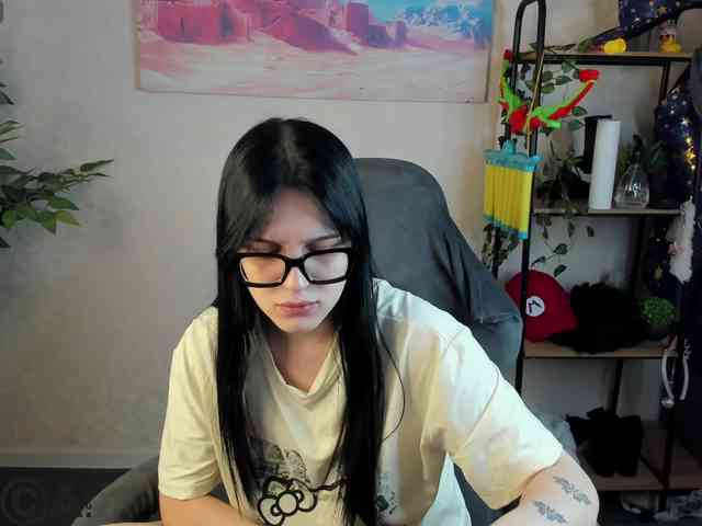 Lilith-Wholshh webcam