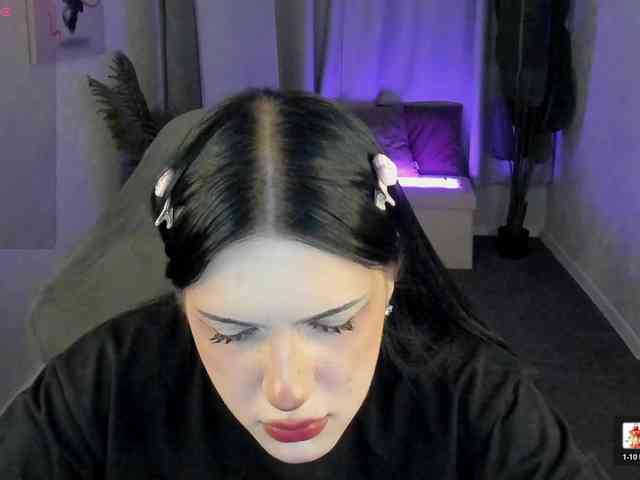 Lilith-Wholshh webcam