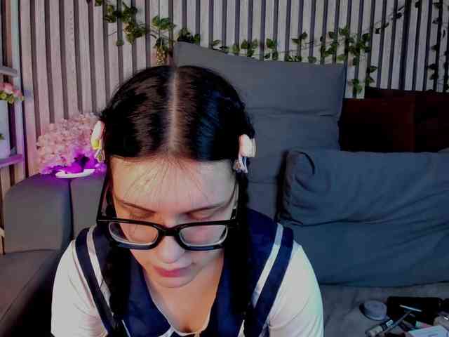 Lilith-Wholshh webcam