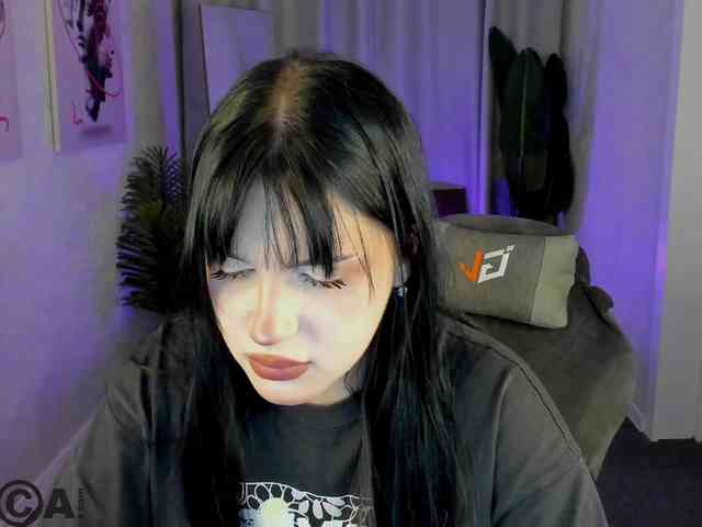 Lilith-Wholshh webcam