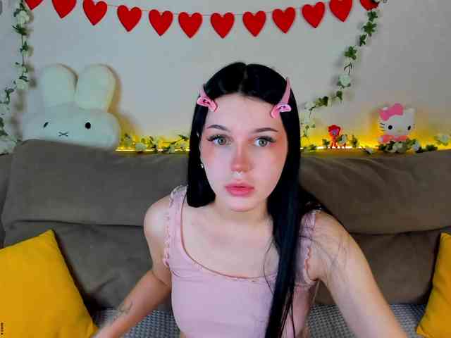 Lilith-Wholshh webcam