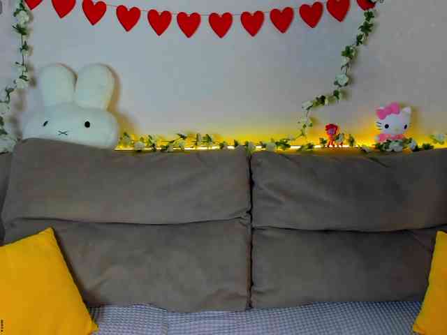 Lilith-Wholshh webcam