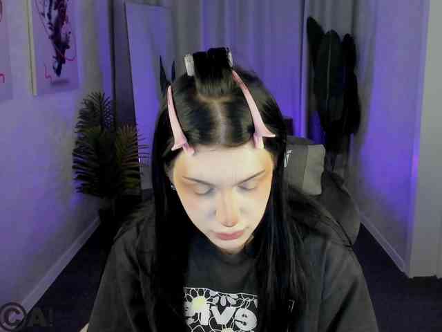 Lilith-Wholshh webcam