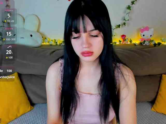 Lilith-Wholshh webcam