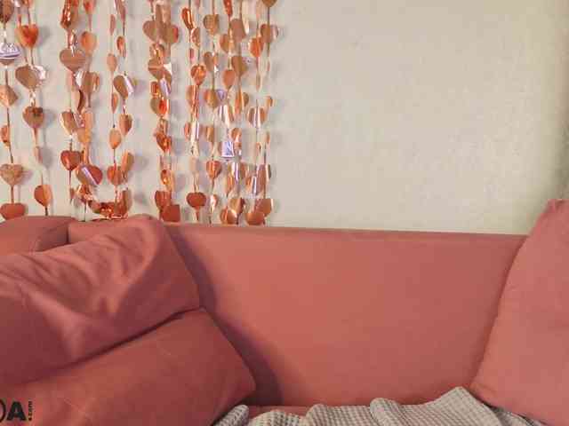 Lilith-Wholshh webcam