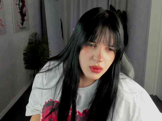 Lilith-Wholshh webcam