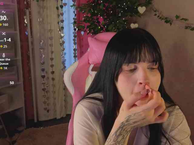 Lilith-Wholshh webcam