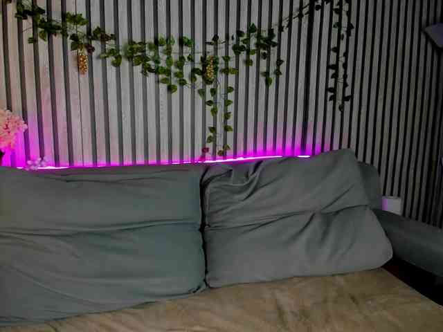 Lilith-Wholshh webcam