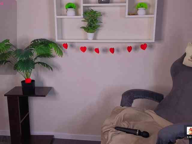 Lilith-Wholshh webcam