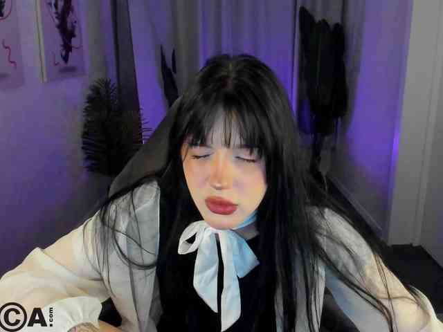 Lilith-Wholshh webcam