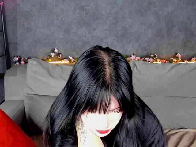 Lilith-Wholshh webcam