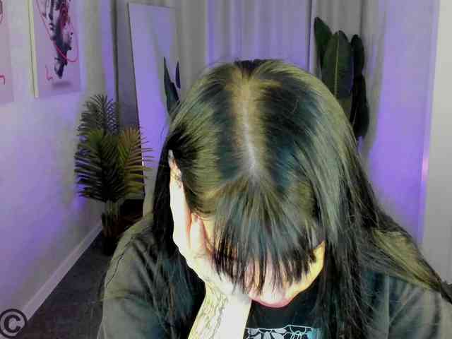 Lilith-Wholshh webcam