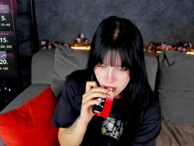 Lilith-Wholshh webcam