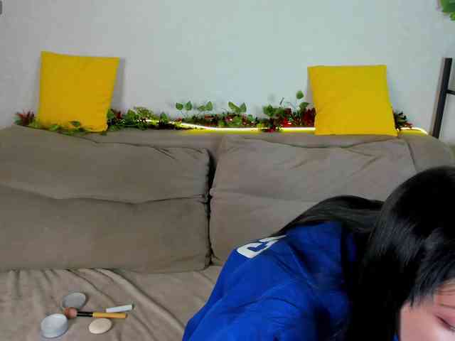 Lilith-Wholshh webcam