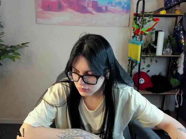 Lilith-Wholshh webcam