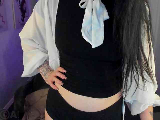 Lilith-Wholshh webcam