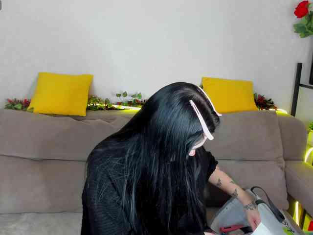 Lilith-Wholshh webcam