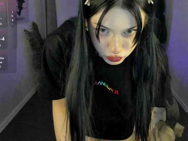 Lilith-Wholshh webcam