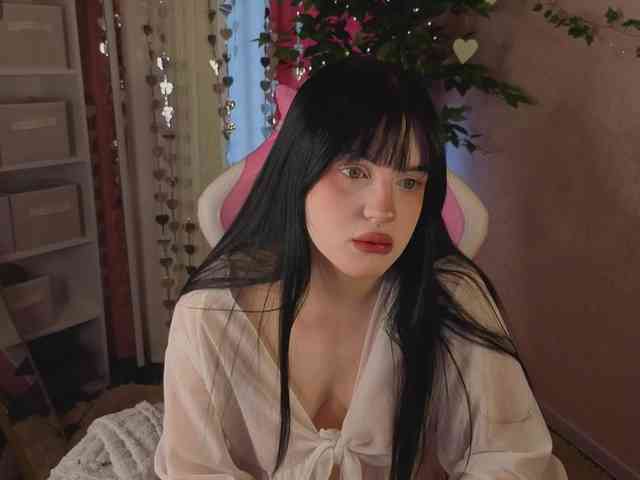 Lilith-Wholshh webcam