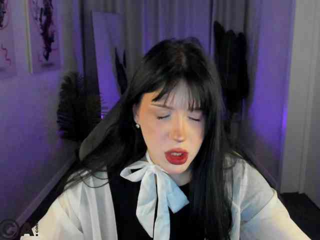 Lilith-Wholshh webcam