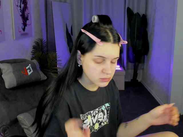 Lilith-Wholshh webcam