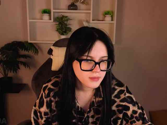 Lilith-Wholshh webcam