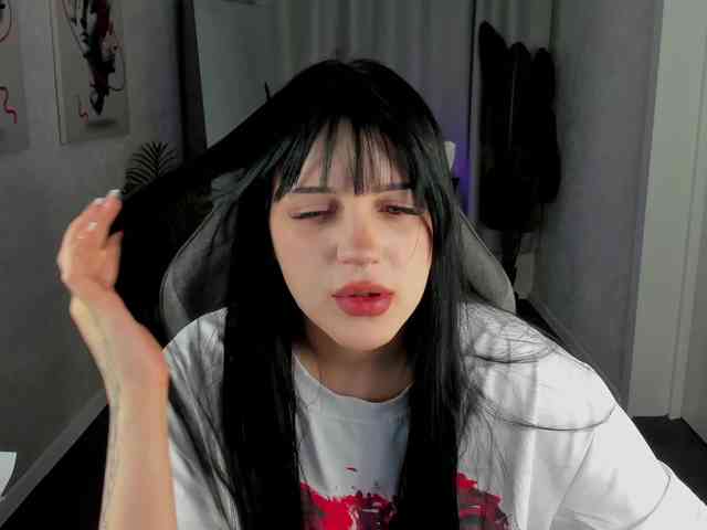 Lilith-Wholshh webcam