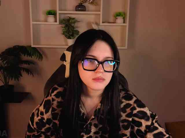 Lilith-Wholshh webcam