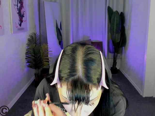 Lilith-Wholshh webcam