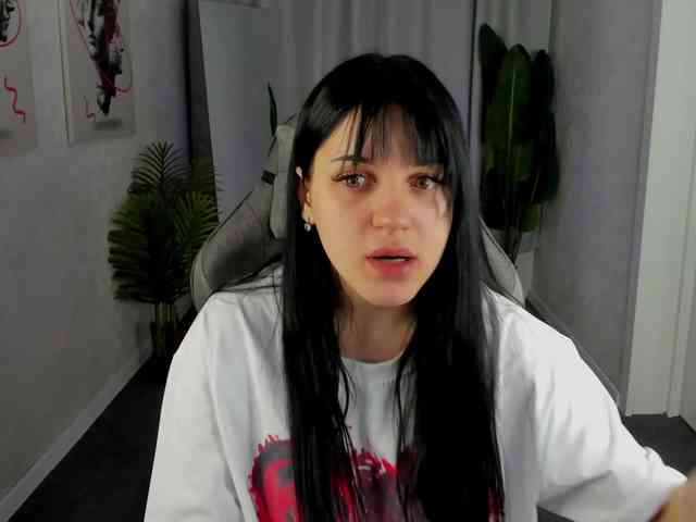 Lilith-Wholshh webcam