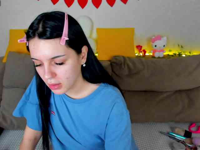 Lilith-Wholshh webcam