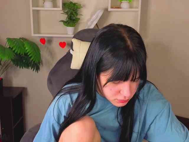 Lilith-Wholshh webcam