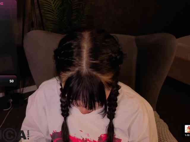 Lilith-Wholshh webcam