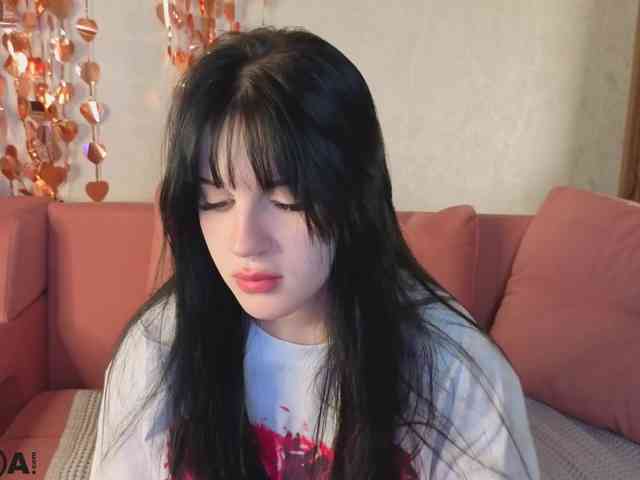 Lilith-Wholshh webcam