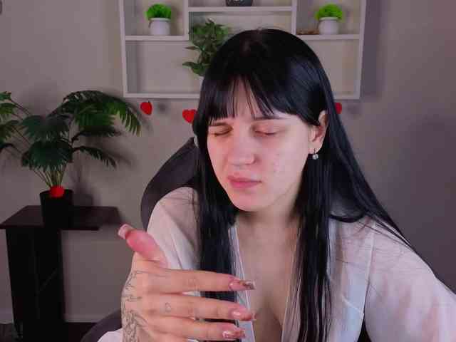 Lilith-Wholshh webcam