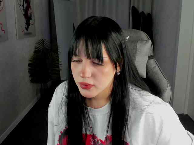 Lilith-Wholshh webcam