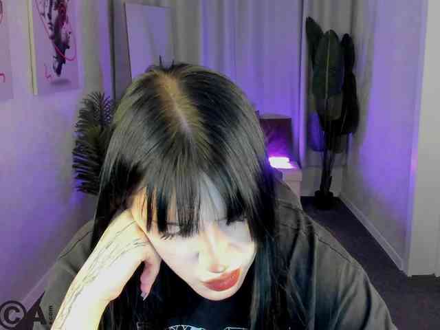 Lilith-Wholshh webcam