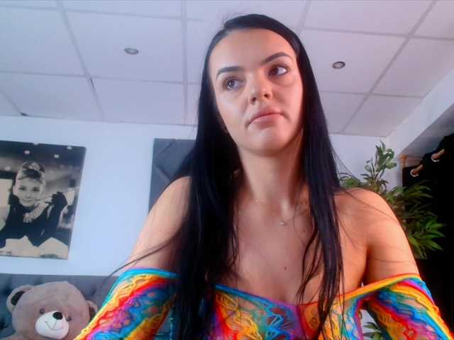 CarolinaPetra's BongaCams show and profile