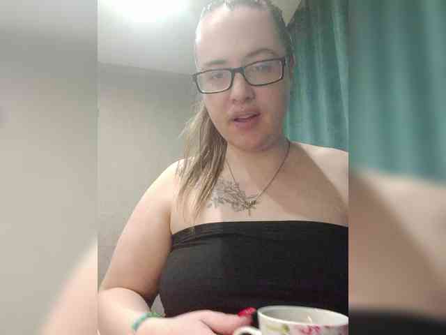 karina160000 Live Webcam on BongaCams