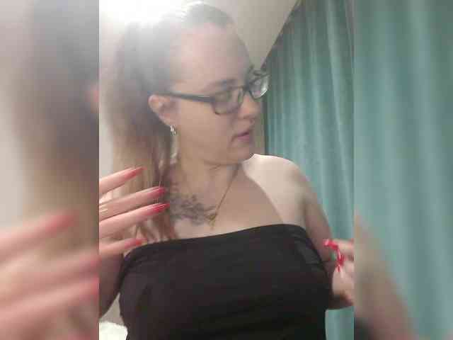 karina160000 Live Webcam on BongaCams