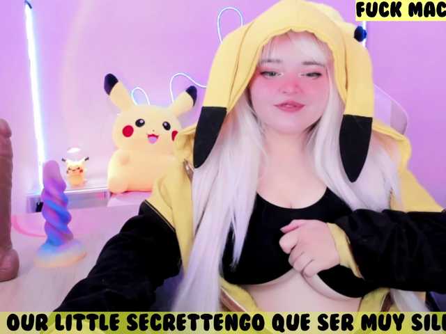 waifumochichan's BongaCams show and profile