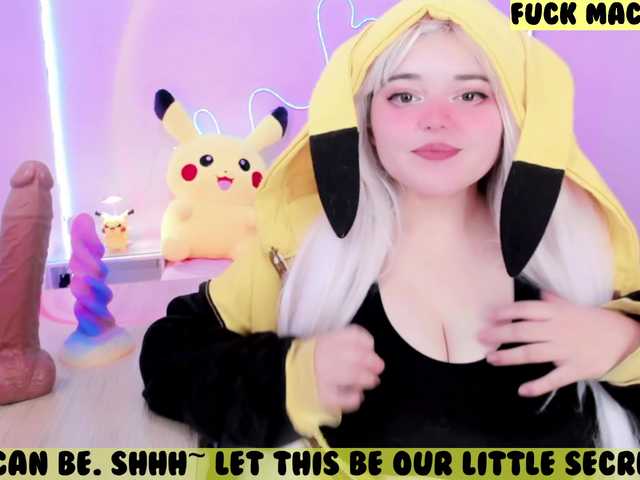 waifumochichan's BongaCams show and profile