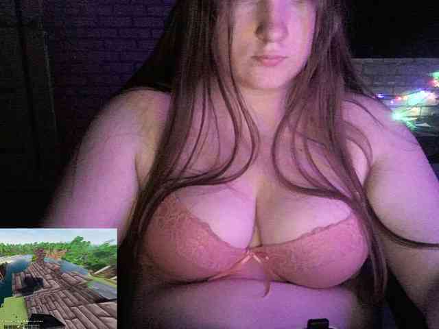 LancyOfficiial webcam