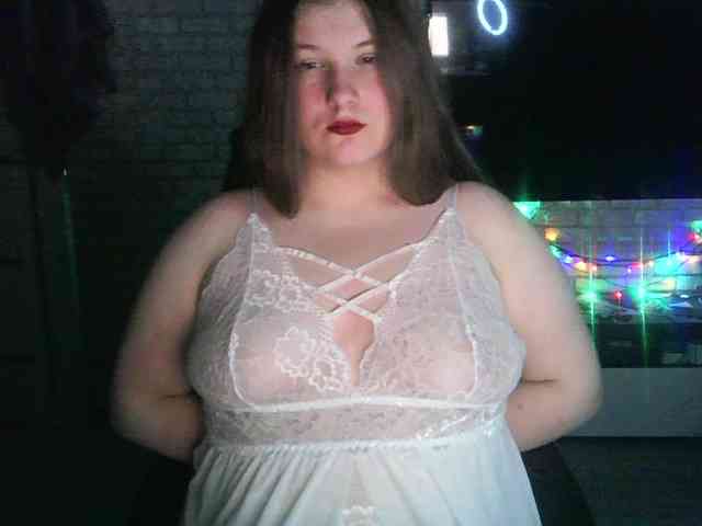 LancyOfficiial webcam