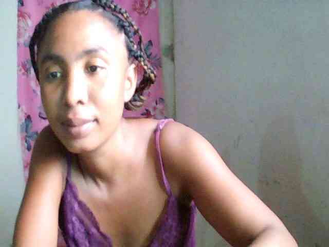 EvahMorgane Live Webcam on BongaCams