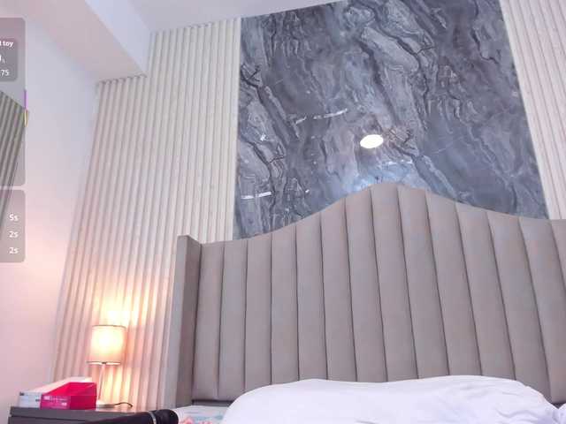 Elaine-Stark's BongaCams show and profile